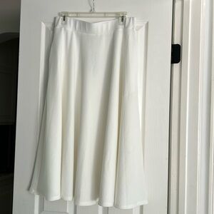 WHITE MARK white skirt elastic waist size Large NWT